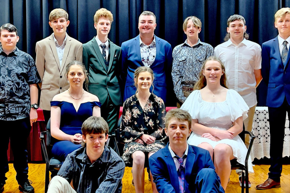 Year 10 Graduating Class of 2022 - Back: Cameron Betts, Toby Burgett, Oscar Briggs, Jackson Sparksman, Callan Grace, Seth Morris, Denovan Oloman. Centre: Gorgia Chandler, Belinda Atherton, Chelsie Schrag. Front: Jack Phelan, Ben Barbierato.