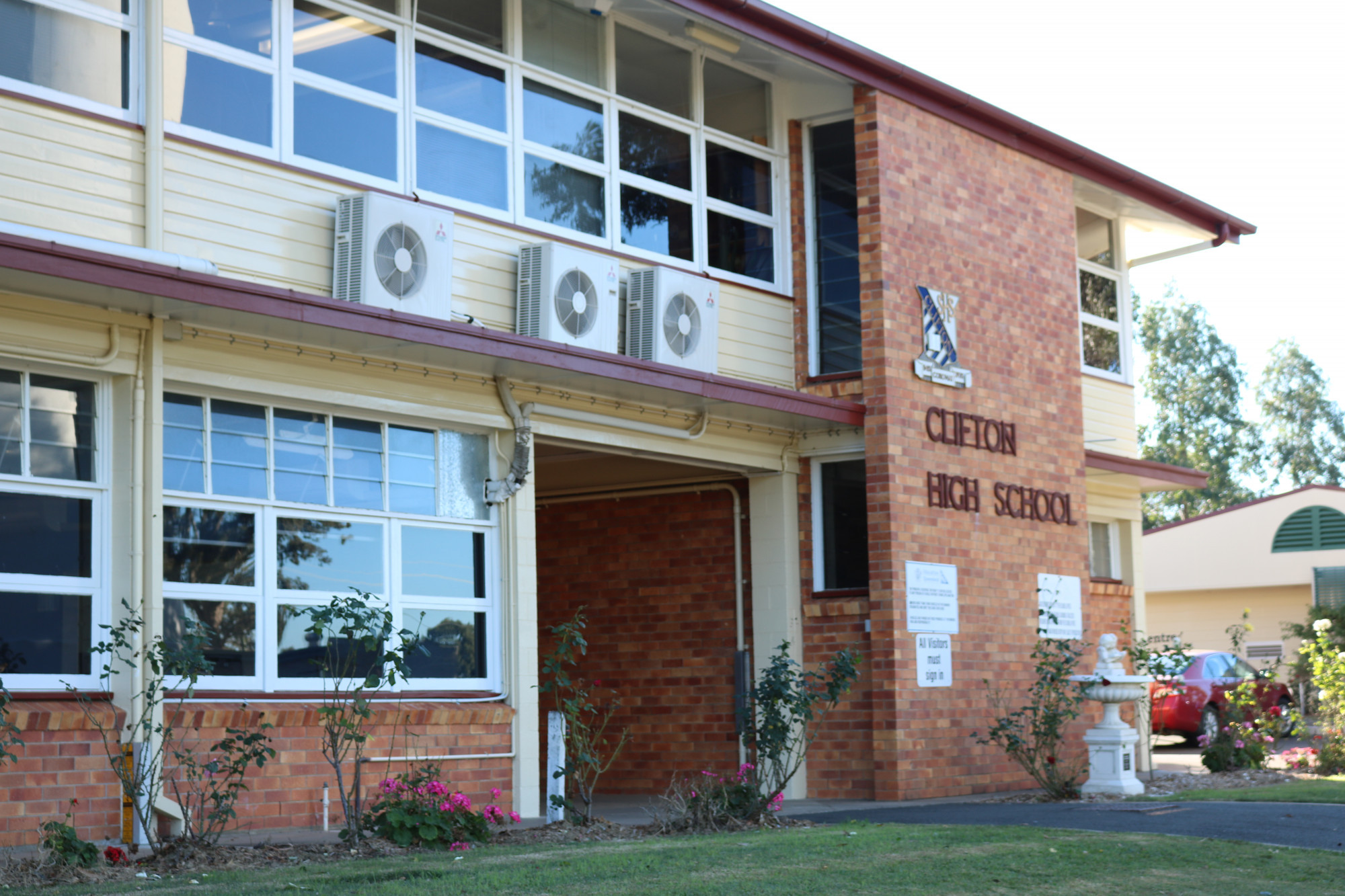 Clifton High Principal Lou Oberholzer will spend Term 2 of the 2021 year at Highfields Secondary College