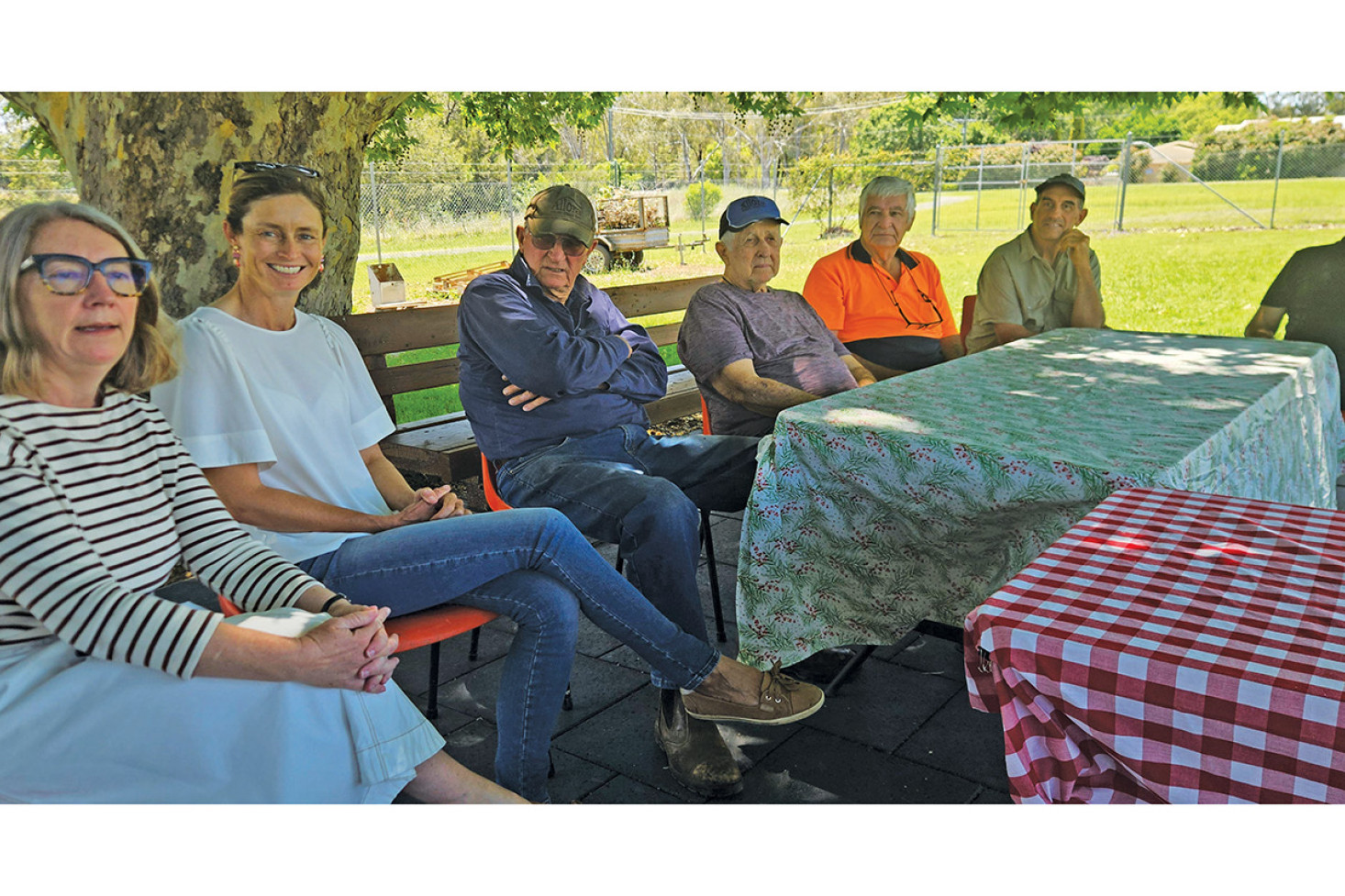 From left: Mayor Hamilton, Councillor Pidgeon with Men’s Shed members Bob, Barry, John, Peter and Graham.