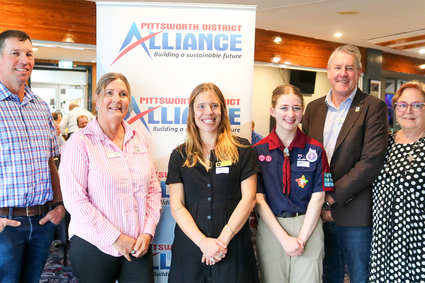 Peter Garratt (Norco supplier), Ann Park (Annie’s House), Allison Potter (Annie’s House), Ava Schultz (Pittsworth Scout Group), Cr. Trevor Manteufel and Rhonda Ashton (President, Pittsworth District Alliance).