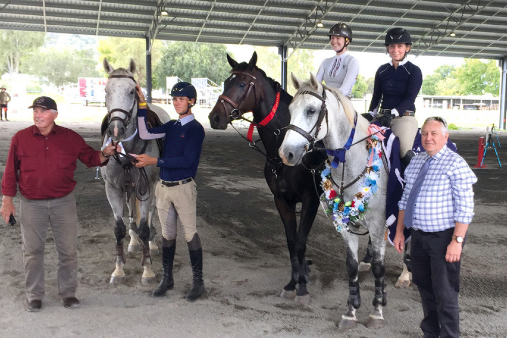 Photo taken in the Undercover Arena - L-R: John Cowley, Dallas Bailey (3rd Riding Blue Nickel), Amy Bradfield (2nd riding Bradun Park Hughie), Jodie Berman (1st riding Fifty Shades), Rod Dollard from Barlow Dollard Chartered Accounting