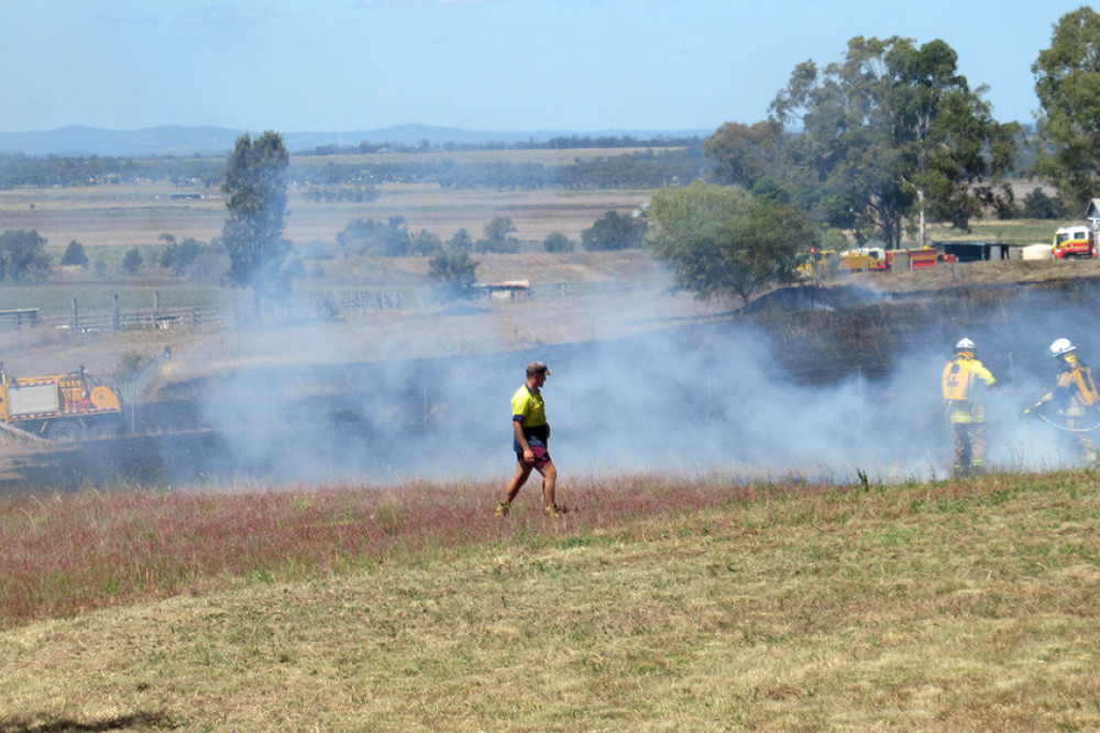 Large Grass Fire Had Home Owners Concerned - feature photo
