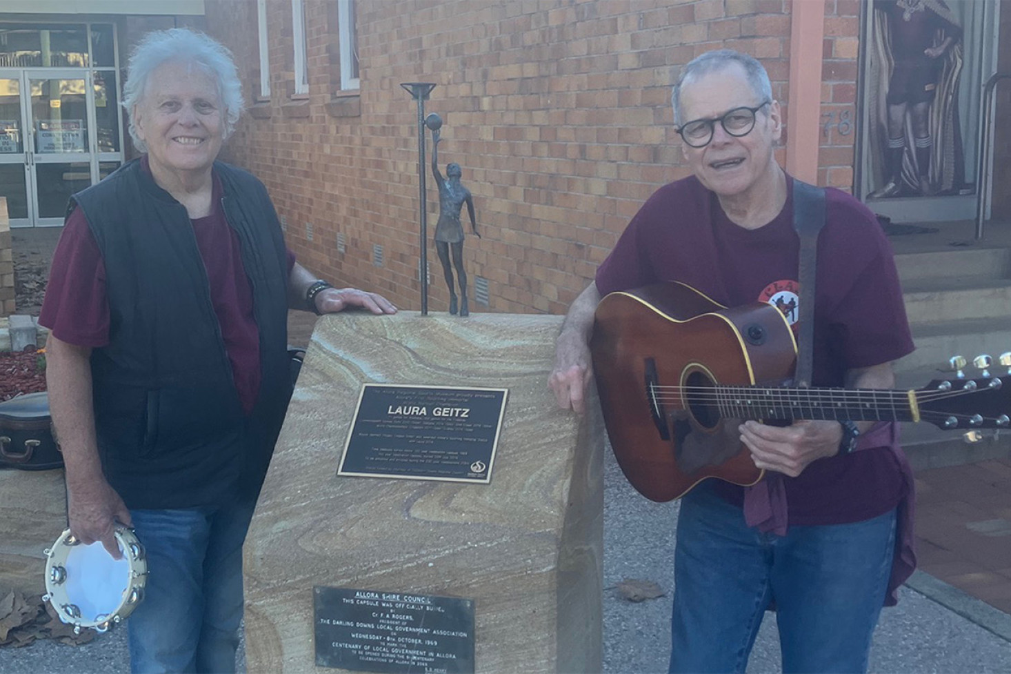 Paul Moloney & Terry Byrnes singing The Allora Song.