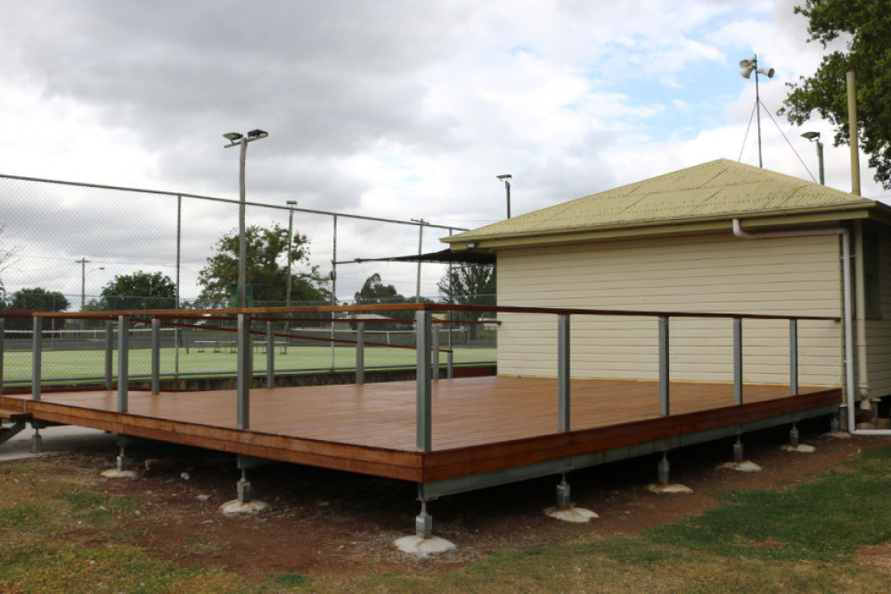 Two grants will see tennis in Clifton power into 2022.