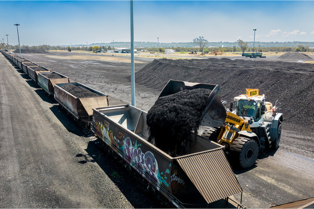 The first trainload of coal leaves Jondaryan in October.