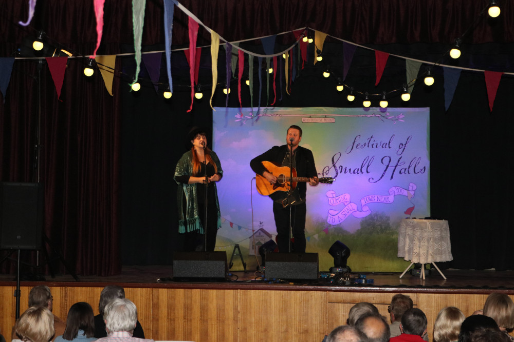 Festival of Small Halls ventured to Allora earlier this month for the Resilience Tour 2021, with a good crowd coming to see Paddy McHugh and Sue Ray perform.