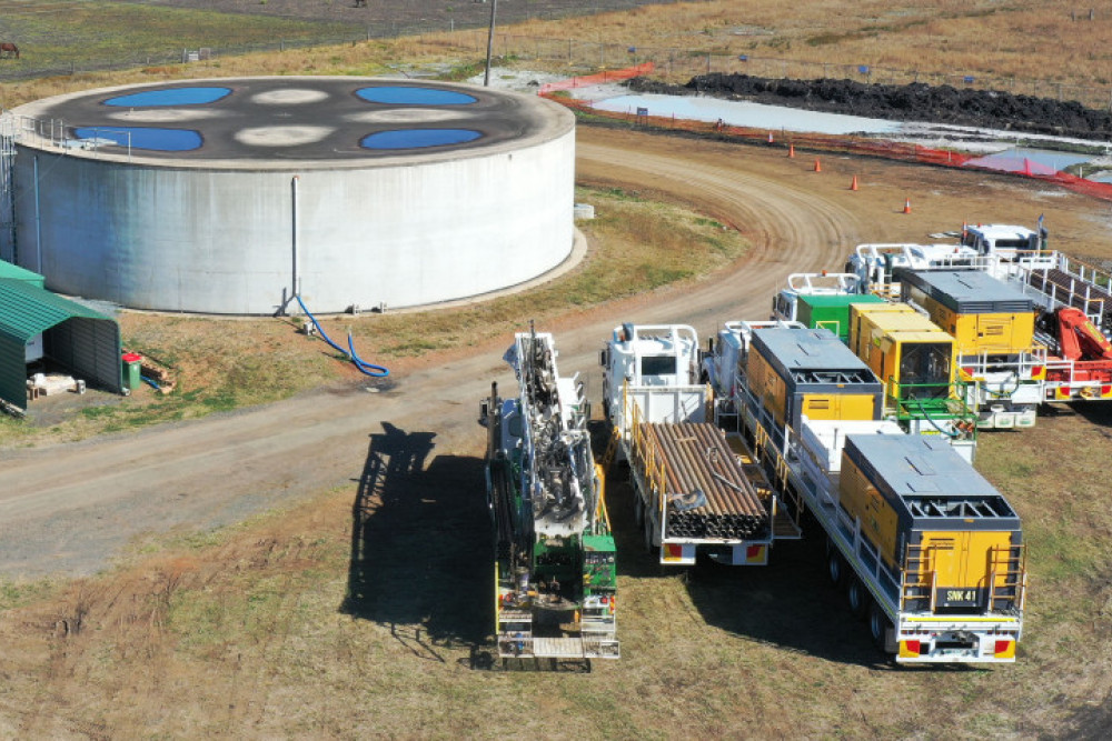 A drilling team has been testing water flow at the GAB bore adjacent to the Clifton water reservoir on Hinz Street. Photo, Droneview Solutions