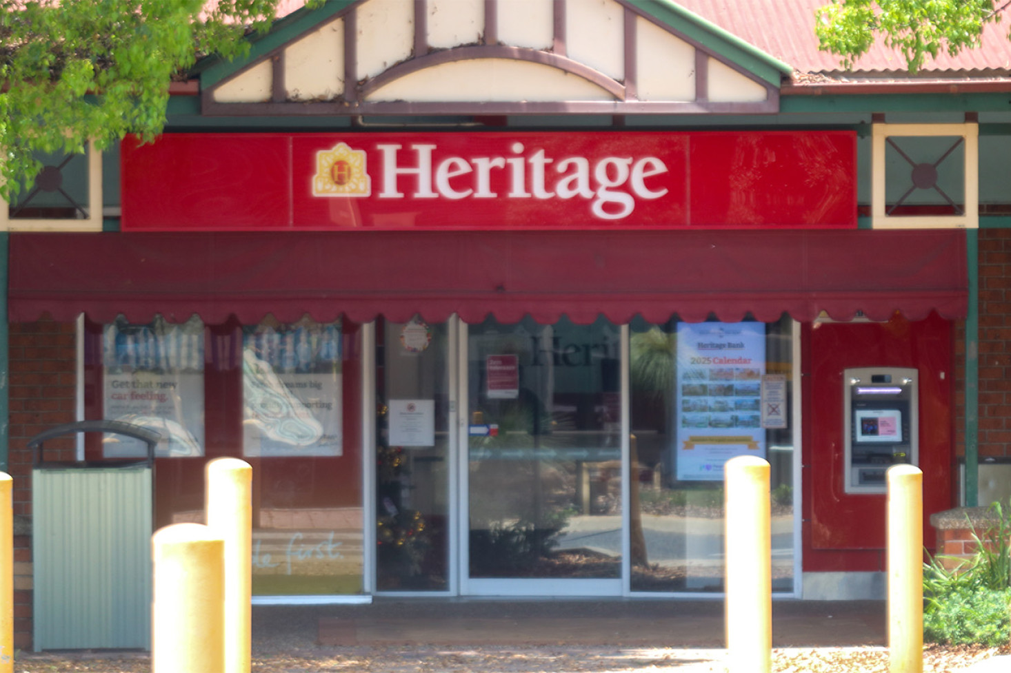 Heritage/People’s First Bank has announced it will not remain open after 1pm starting in 2025.