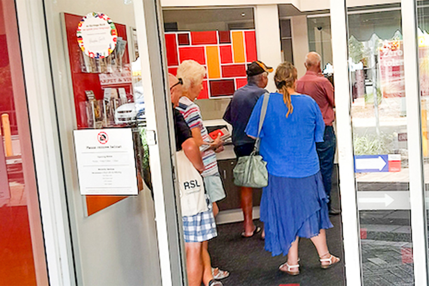 A lineup at Heritage Bank earlier this month.