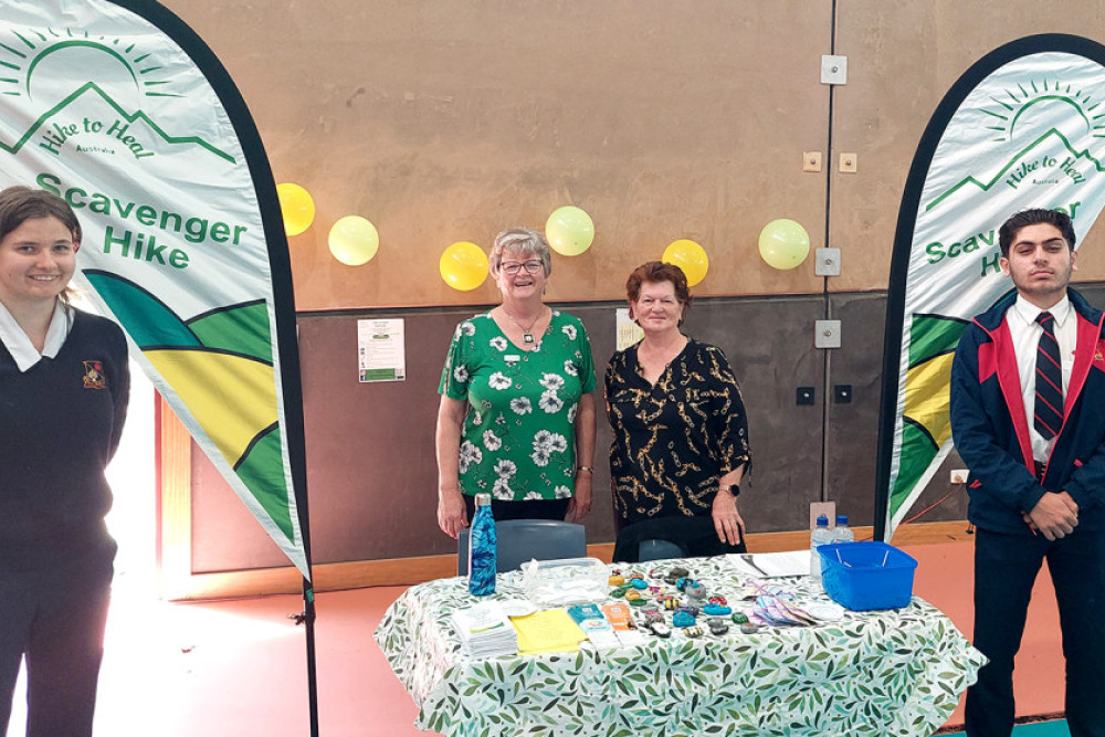 Caryn Powell and Katrina Flint from Hike to Heal with Toowoomba State High School school captains Daisy Reynolds and Rezgar Qado.