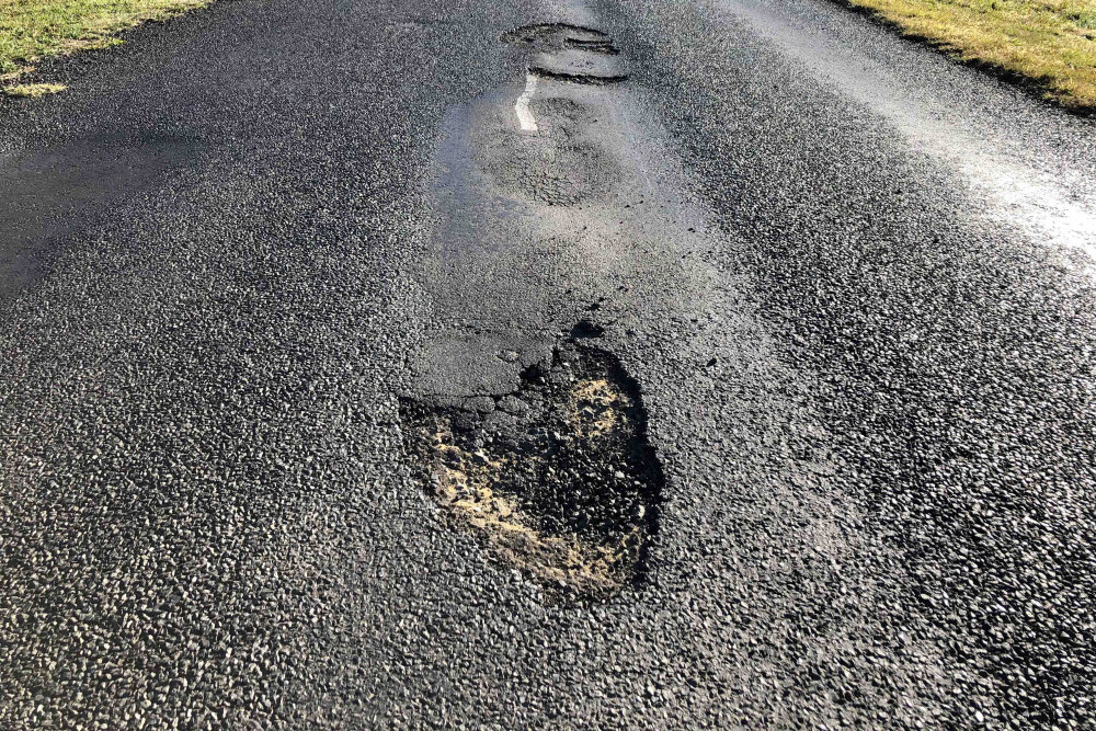 A section of Hodgson Vale Road near the intersection with Meynink Road.