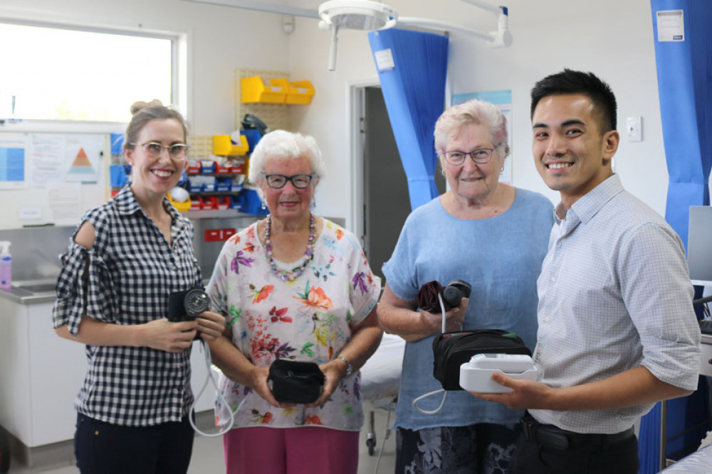 Clifton Medical Practice’s Dr Jo Pappas (far left) and Dr Andrew Choo (far right) with Clifton Hospital Auxiliary Vice President Eileen Kelly (centre left) and President Marleen Watson (centre right) with the new blood pressure monitors and thermometer.