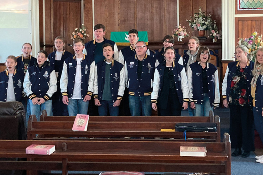 Emmanual College Choir at St Andrew’s Presbyterian Church Allora