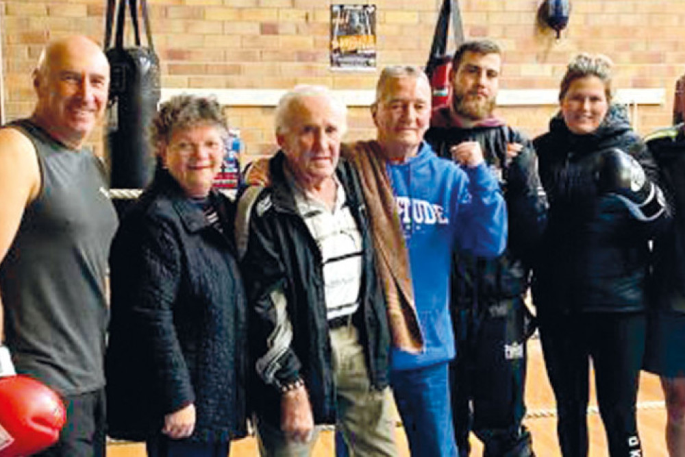 L-R Shane Cartwright, Shelley Duggan, Jack Duggan, Peter Liesegang, Jay Levitt, Jamie McMillan and Gary Wilson
