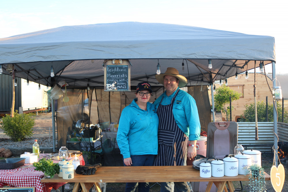 Campfire Cook Off winners Jodi and Kerry Harrold.