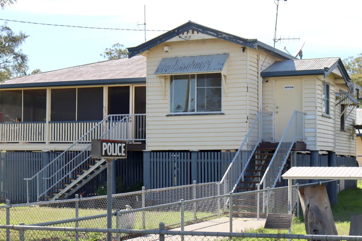 The Leyburn Police Station as it stands in 2024. The tree blaze and its plaque can be seen in the bottom right.