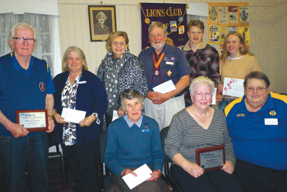 Standing, from left: Mike Conway (Treasurer of Clifton Lions), Rosita Lever (Principal, Clifton State School), Louise Bazley (Can Do Cottage), Ian Gregory (Clifton Scouts), Braeden Cameron (Teenage Volunteer), Chelsea Cameron (Teenage Volunteer). Seated: Julie Thomas (QCWA), Christine Cameron (Lions Lady), Maryann Bisdee (Clifton Lions President).