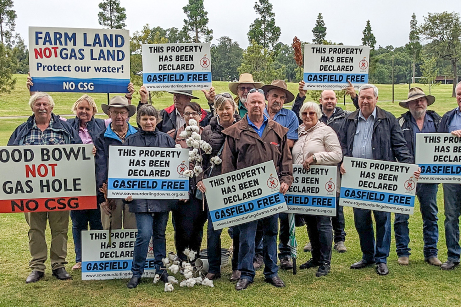 Farmers from the Tipton and Cecil Plains area gathered in Toowoomba to register their discontent with CSG expansion proposals.