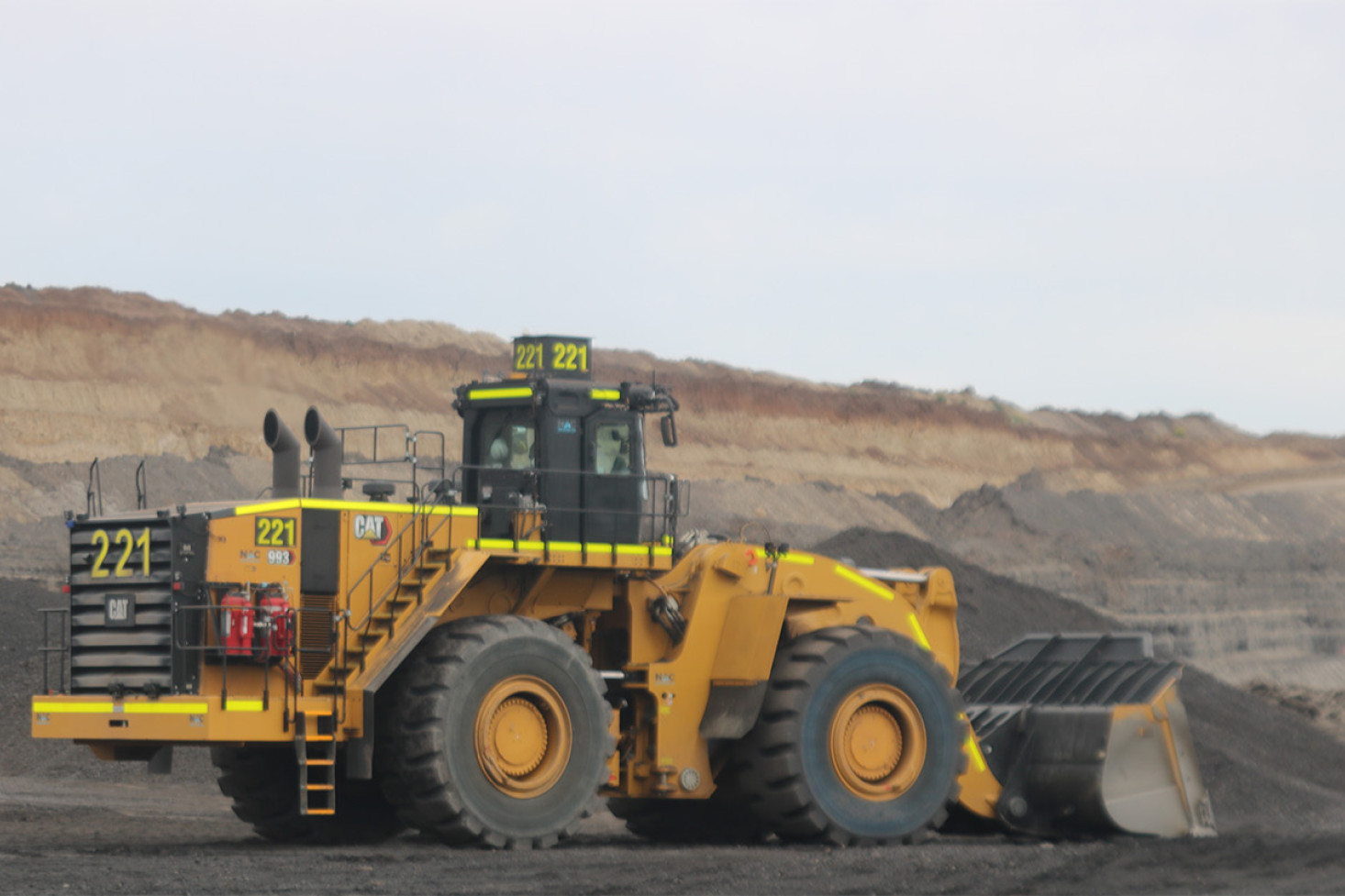 The new Caterpillar 993 loader.