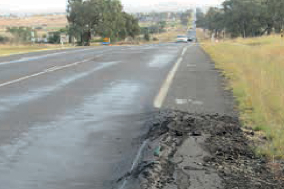 Work needs to be carried out on this bad stretch of the New England Highway north of Allora near Forest Springs Road.