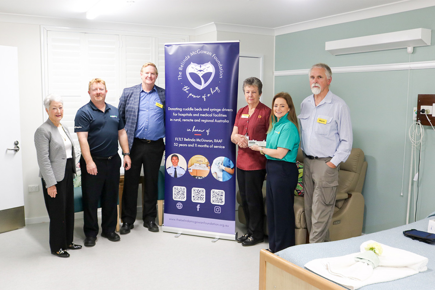Tracy Dobie (The Belinda McGowan Foundation), Joseph Mathews (Aidacare), Bradley Jones (CEO Beauaraba Living), Janet Newlands (Director of Care Services, Beauaraba Living), Robyn Bargh (Suncorp) and Wayne Saal (Beauaraba Living Board Chair) at the presentation of the syringe driver to Beauaraba Living.