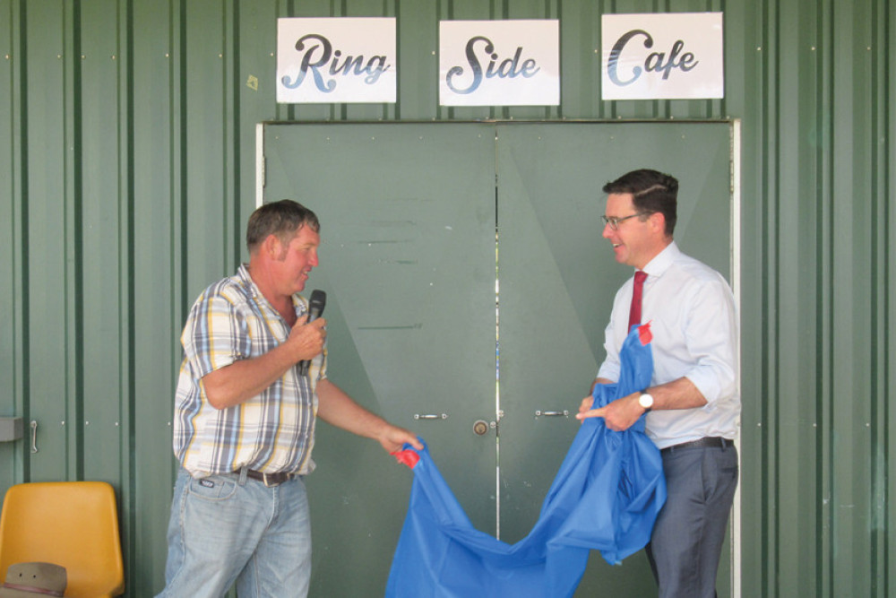 Early last year, then President of Allora Show Society Mark Pillar joined Member for Maranoa David Littleproud to officially open the Ring Side Café at the Allora Showground.