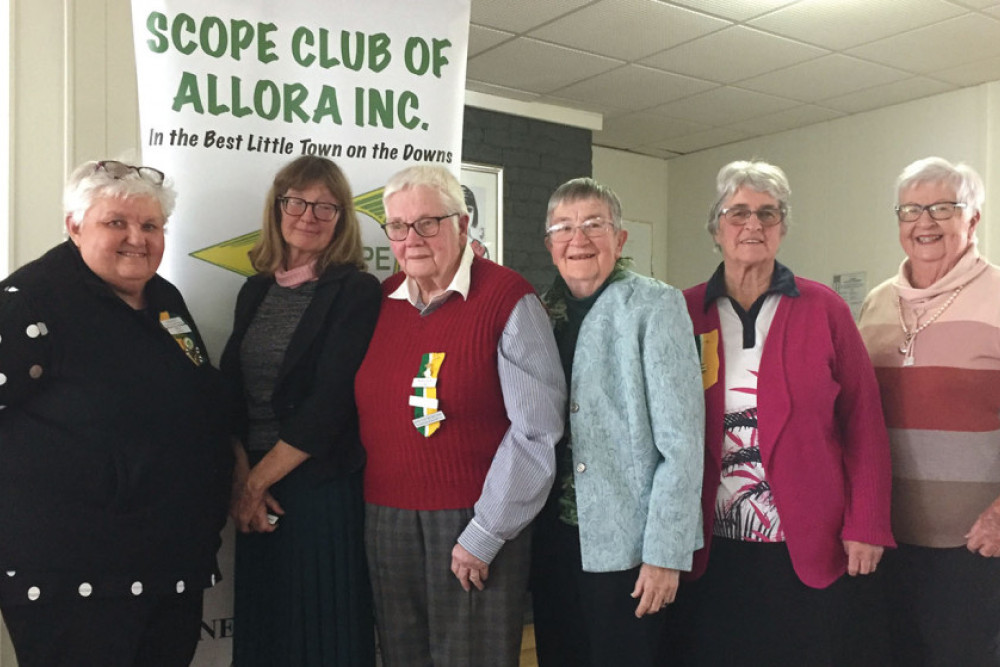 L-R Jill Leeson, Jane Jacoby, Noeleen Byrne, Daphne Whatley, Carol Donaldson and Jenny Potts were elected as the local Executive for 2022/23.