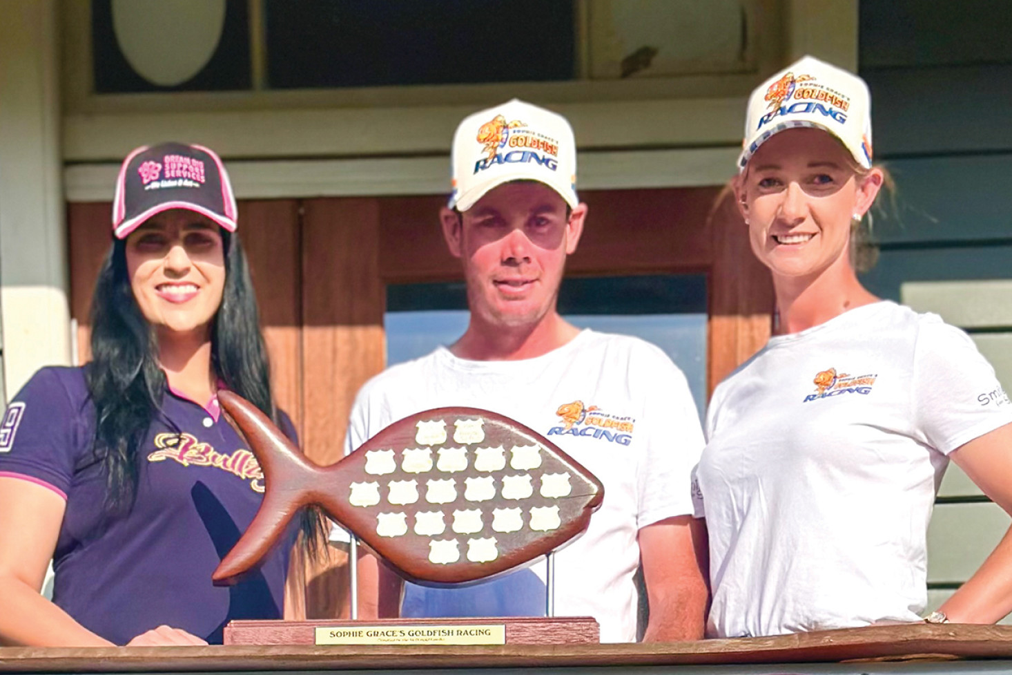 2024 Dream Big Support Services ‘Sophie Grace Plate’ Goldfish Race winner Rebecca Bolzan with Todd and Tammy Patch.