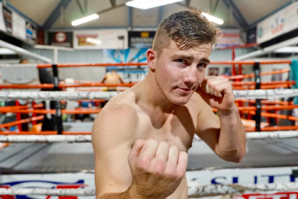 Local boxer stepping up - feature photo