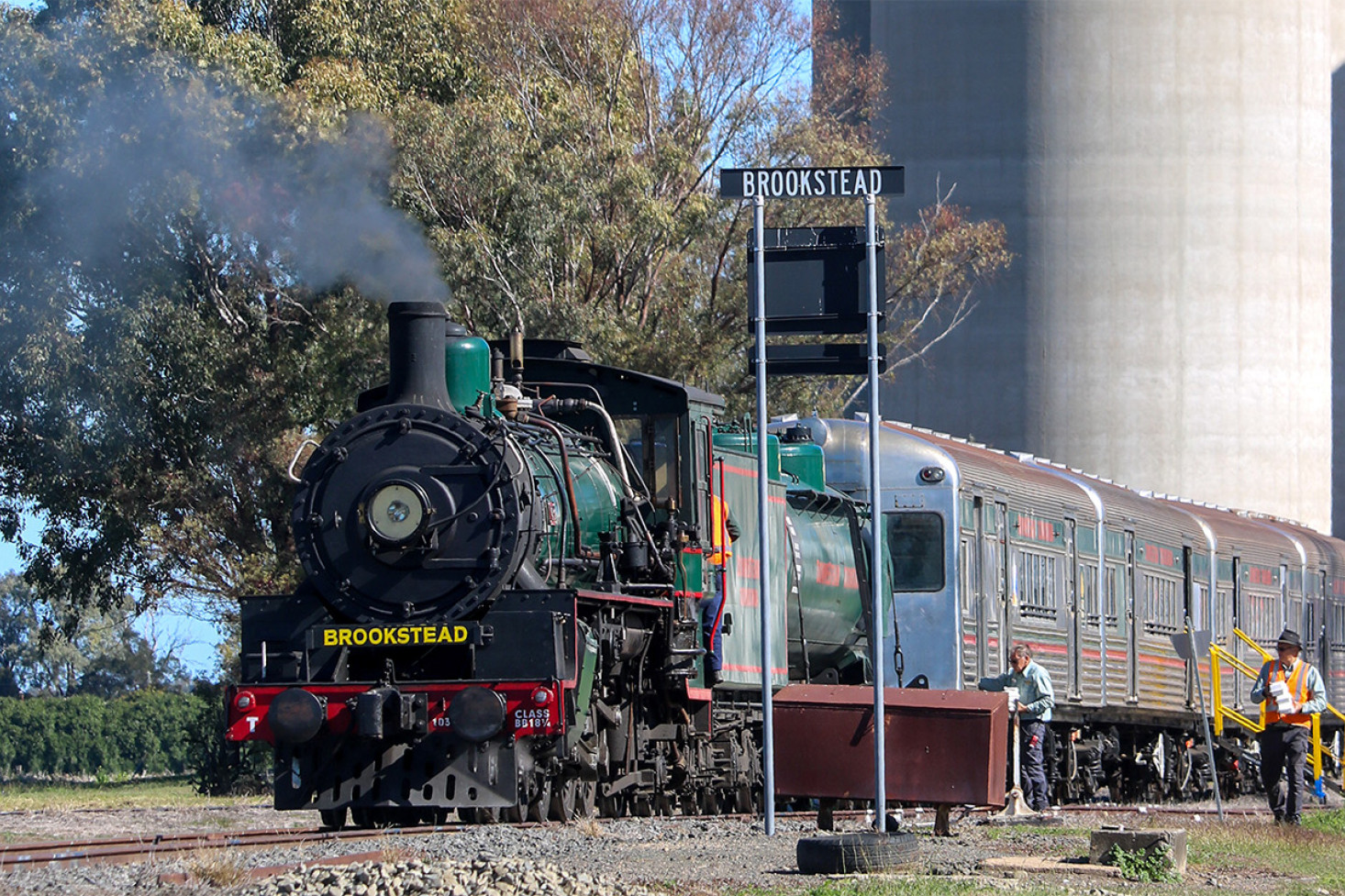 Brookstead steam train adventure - feature photo