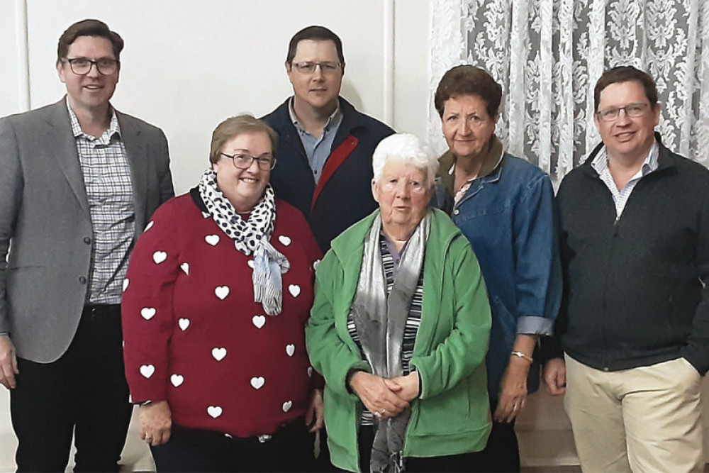 Meet this year’s Oakey Show committee - feature photo