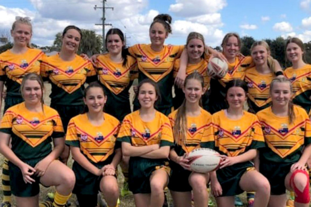 Wattles Under 17 Ladies League Tag team to contest this Saturday’s Warwick & District Junior Rugby League Grand Final. Back Row: Sarah Morris, Reagan McMillan, Hannah McElhone, Stephanie Lyons , Auburney Miller, Tayah Wallis, Abbey Monckton, Clare Parry. Front Row: Piper Brady, Teeah Davis, Billie\_Leigh, Alex Gilmore, Matilda Baty and Minnie Shephard-Picton.