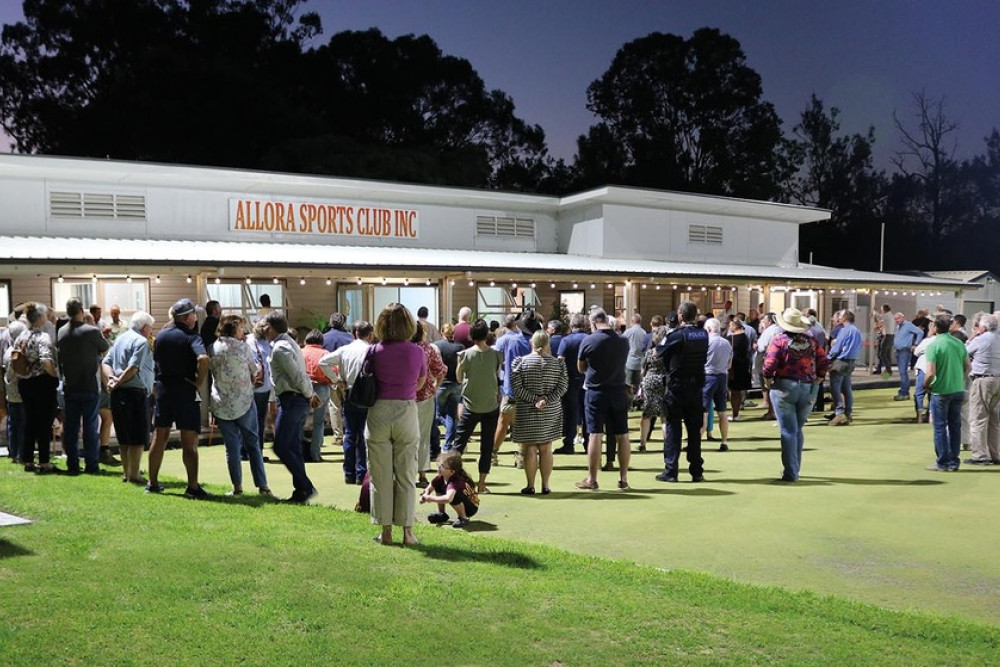 A huge crowd attended the Community Meeting on Thursday evening at the Allora Sports Club to learn more about the proposed Wind Farm in the Goomburra Valley.