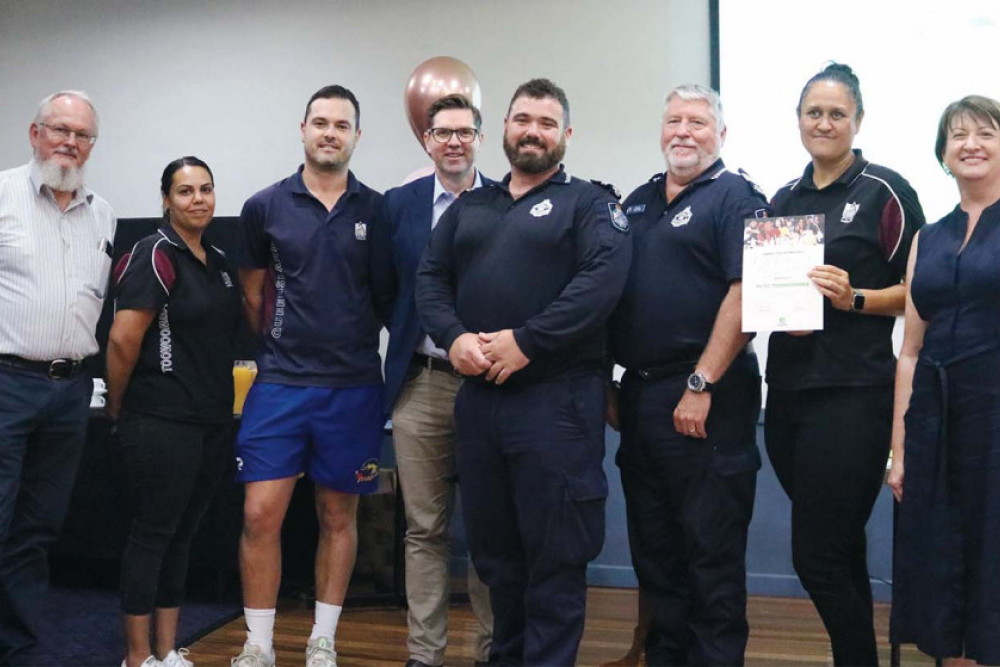 Toowoomba Regional Council (TRC) Community Development Officer David Totenhofer (left), Oakey Youth Project’s Julie Cave (right) and Cr Geoff McDonald (centre) present a certificate of appreciation to the PCYC Toowoomba team (from left) Nioame Daley, Jace Hudson, Vincent Bradley, Cam Crisp and Kat Medland.